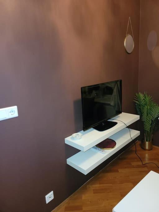 Mona Lisa Apartment Akureyri Ngoại thất bức ảnh